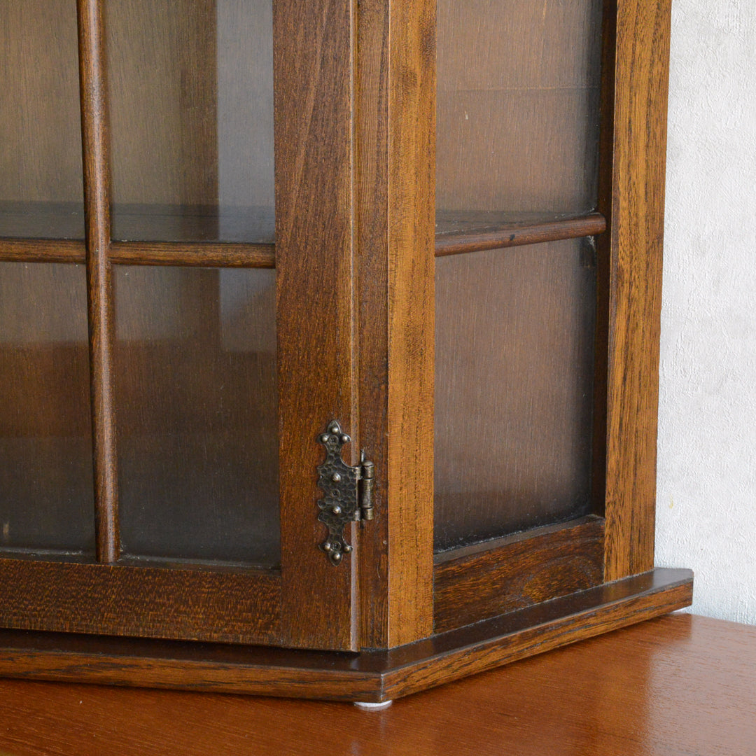 オランダヴィンテージ ウォールガラスキャビネット10(鍵付き）