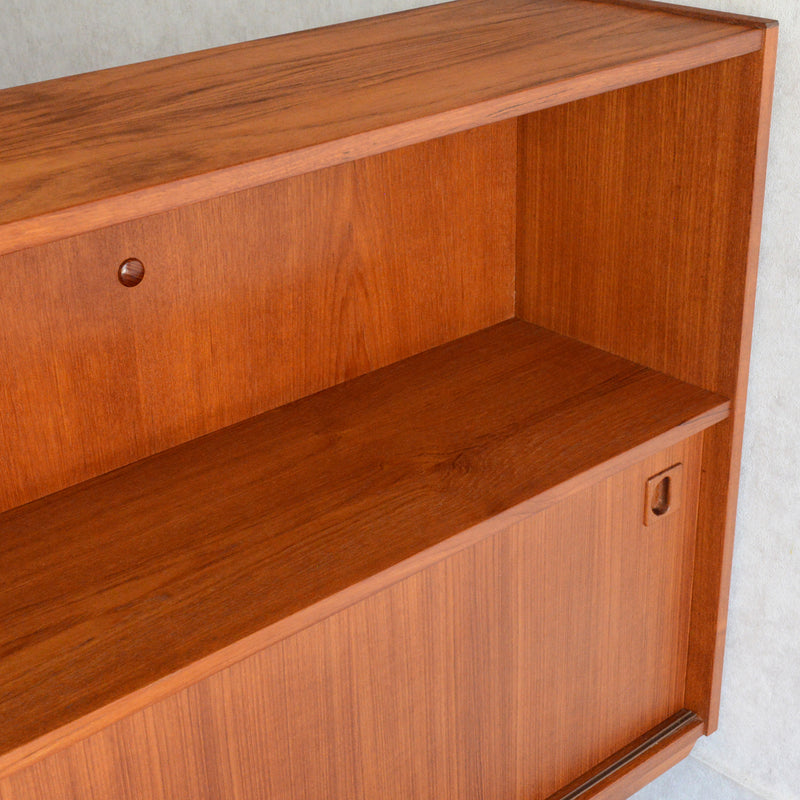 デンマーク ヴィンテージ チーク シェルフ (扉付）6-36