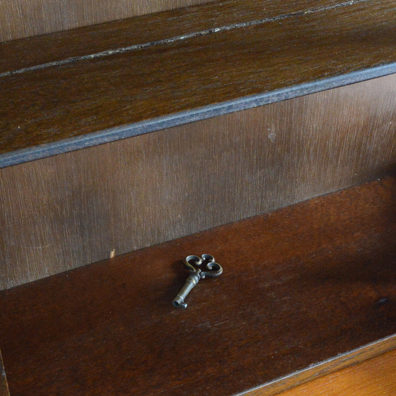 オランダヴィンテージ ウォールガラスキャビネット10(鍵付き）