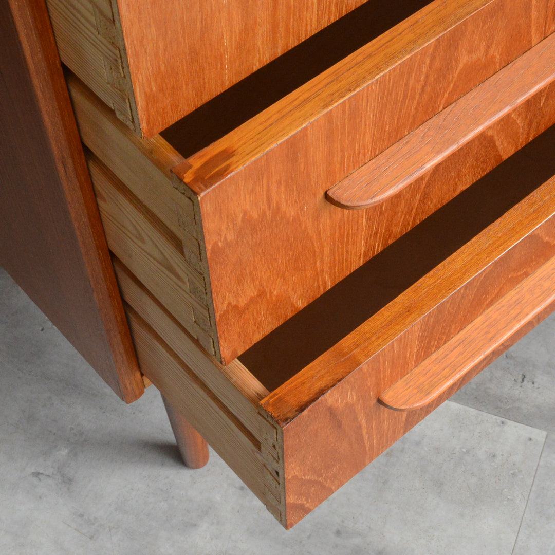 デンマークヴィンテージ  チーク３段チェストD-11(鍵付)