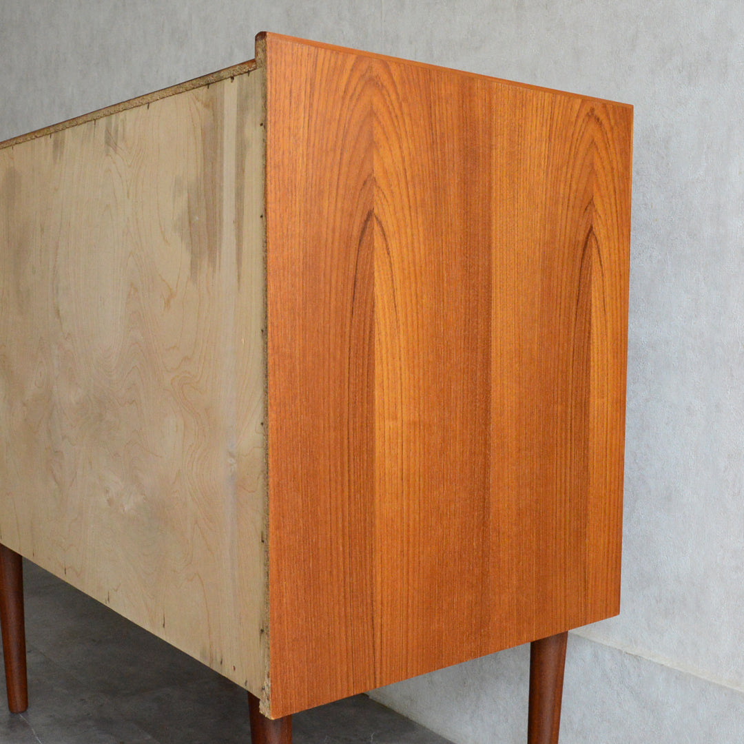 デンマークヴィンテージ チーク3段チェストD-11(鍵付) – Rowan.inc