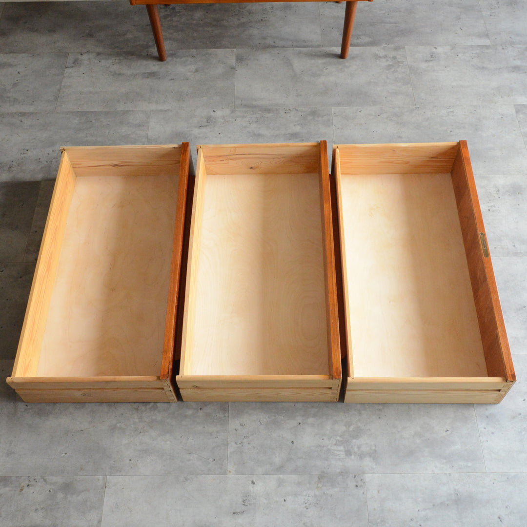 デンマークヴィンテージ チーク3段チェストD-11(鍵付) – Rowan.inc