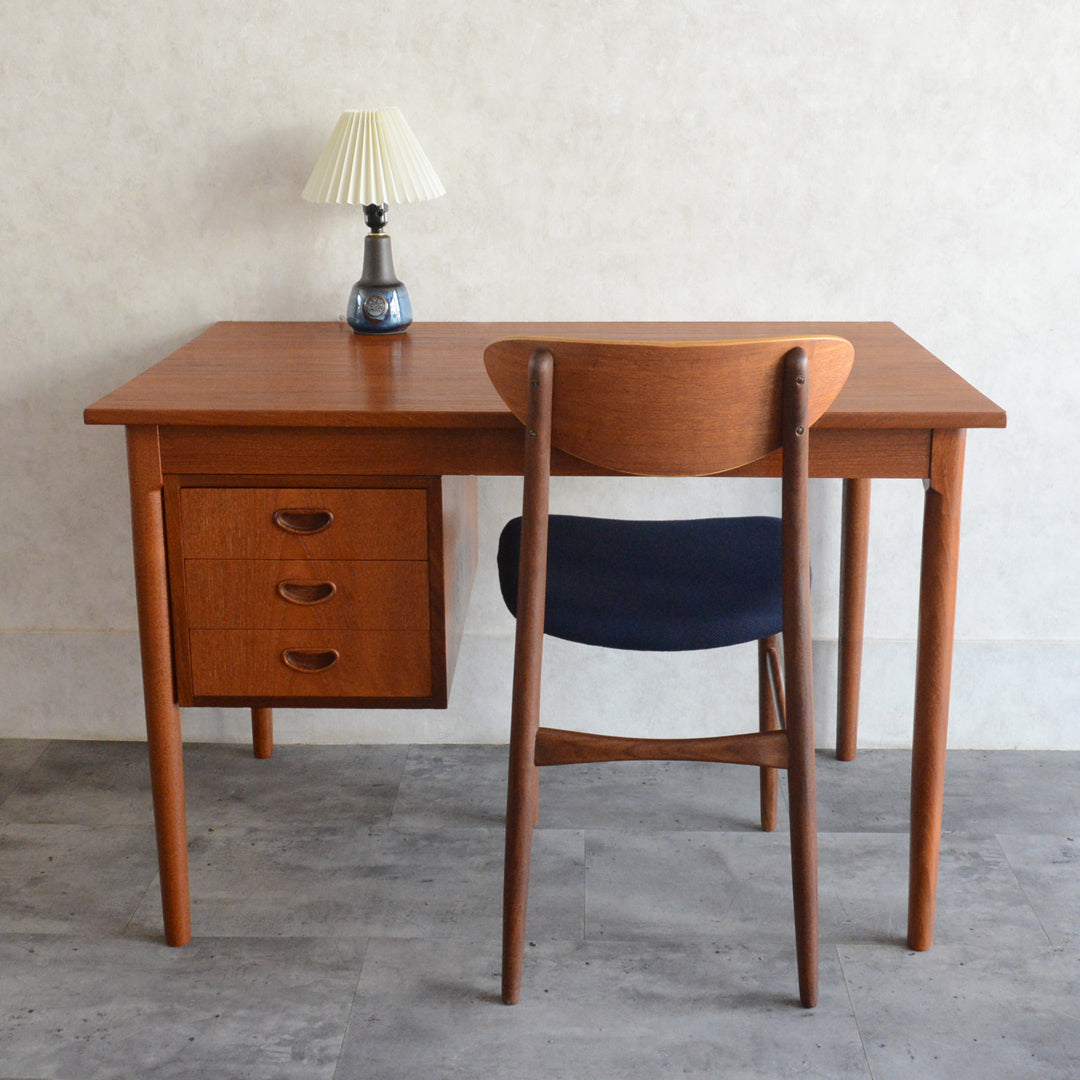 デンマークヴィンテージ チークデスク5-168