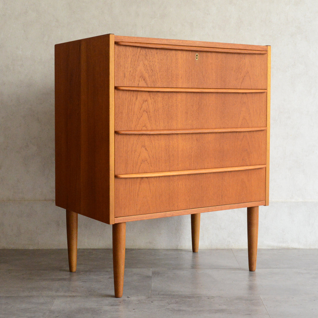 デンマークヴィンテージ  チーク４段チェスト D-6