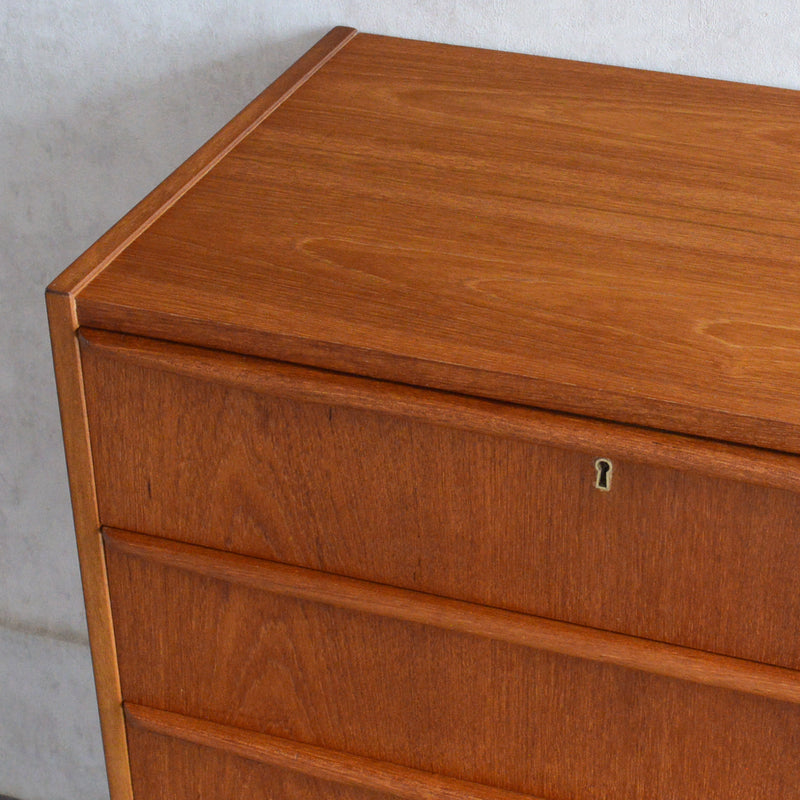 デンマークヴィンテージ  チーク４段チェスト D-6