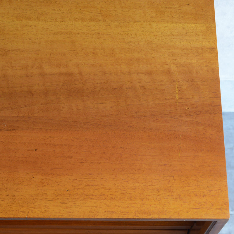 スウェーデン ヴィンテージ  ３段チェスト13 (アイアンレッグ）