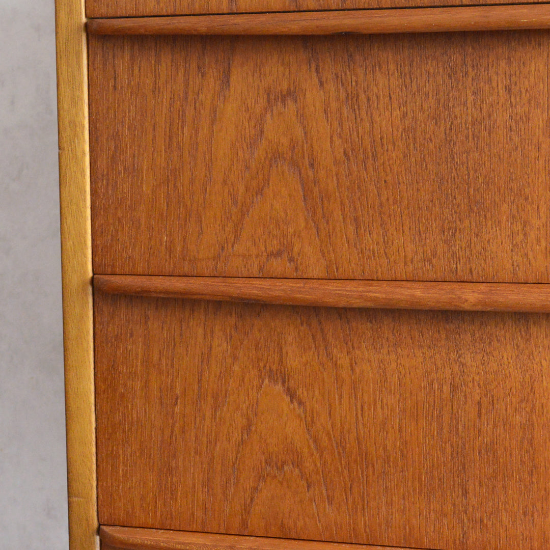 デンマークヴィンテージ  チーク４段チェスト D-6