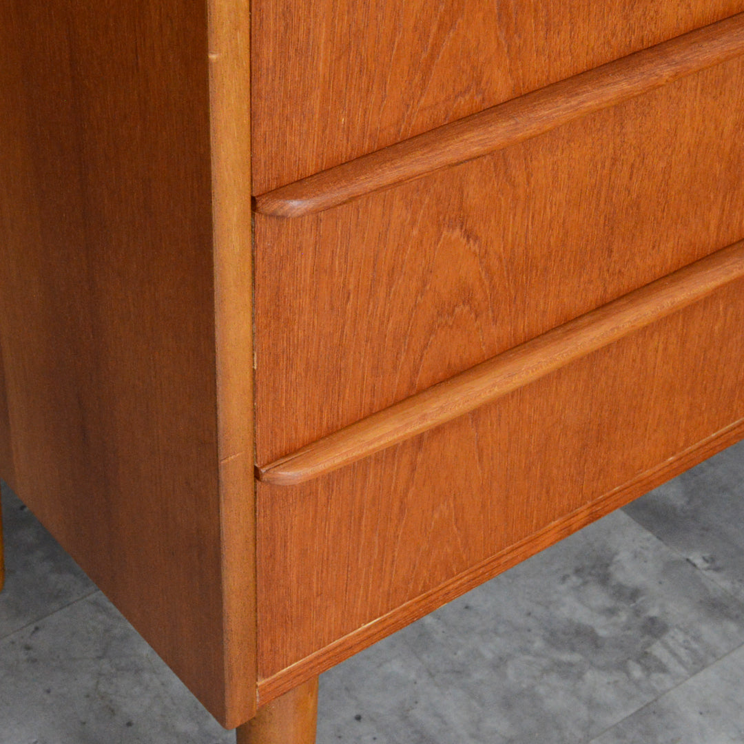 デンマークヴィンテージ  チーク４段チェスト D-6