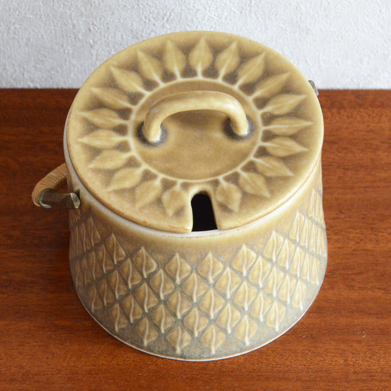 クイストゴー レリーフ シュガーポット Jens.H.Quistgaard px-24