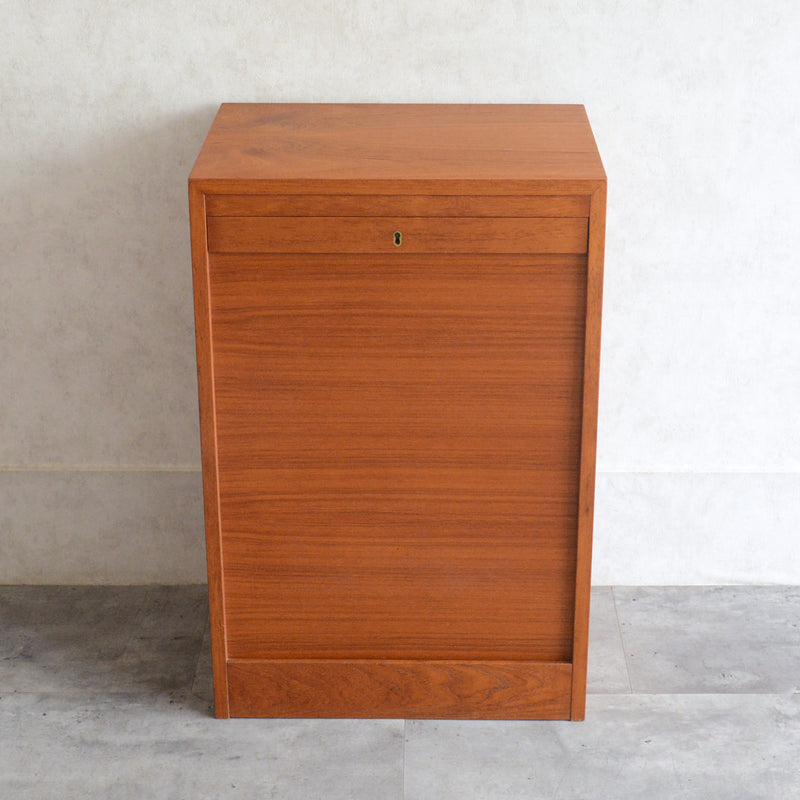 O様お取置品デンマークヴィンテージ  ロールアップ ファイルキャビネット6-38(鍵付）