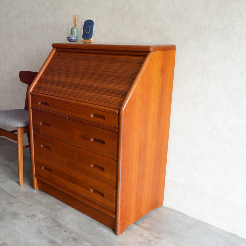 G様見学ご予約商品　デンマーク ヴィンテージ　Dyrlund チーク ビューロー /ドレッサー