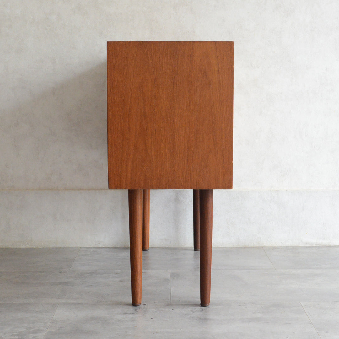 デンマークヴィンテージ  チーク３段2列スモールチェスト D-5