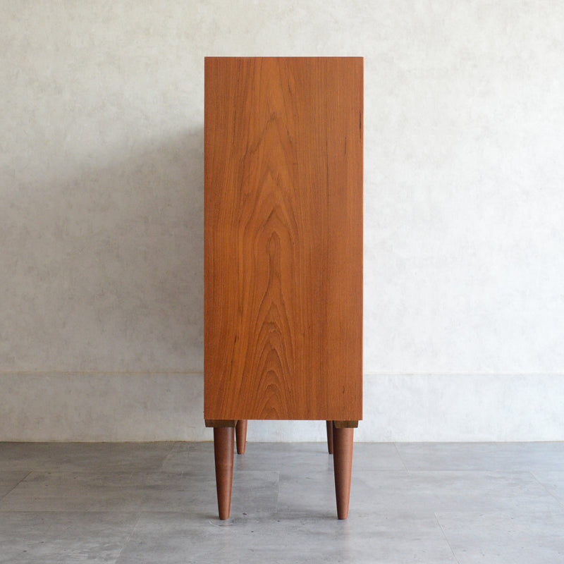 デンマーク ヴィンテージ チーク2段シェルフ 6-33（木扉付・丸把手）