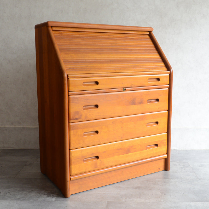 G様見学ご予約商品　デンマーク ヴィンテージ　Dyrlund チーク ビューロー /ドレッサー