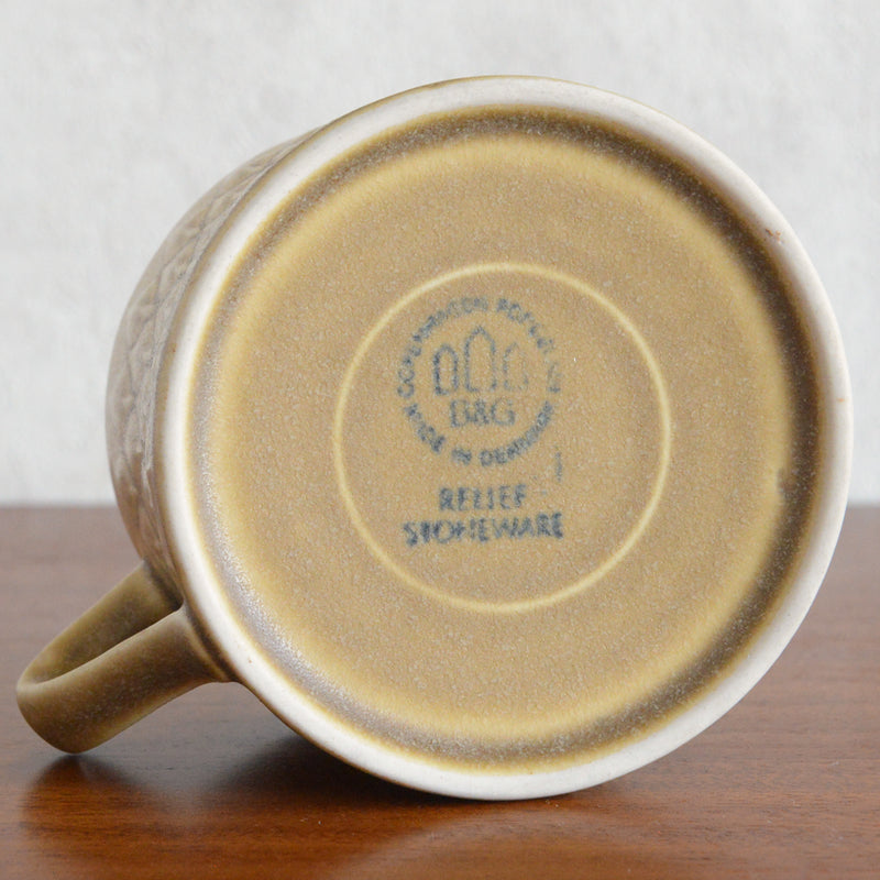 クイストゴー レリーフ　カップ＆ソーサー＆ケーキプレート   Jens.H.Quistgaard  トリオ px-20