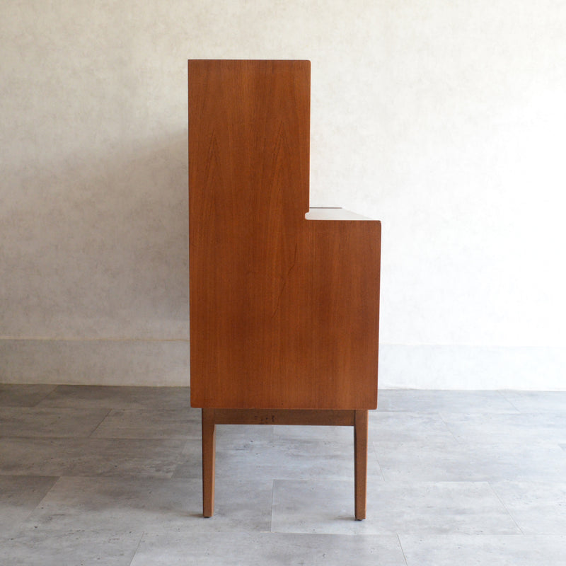 Nathan ネイサン カップボード 51（天板剥離再塗装済）