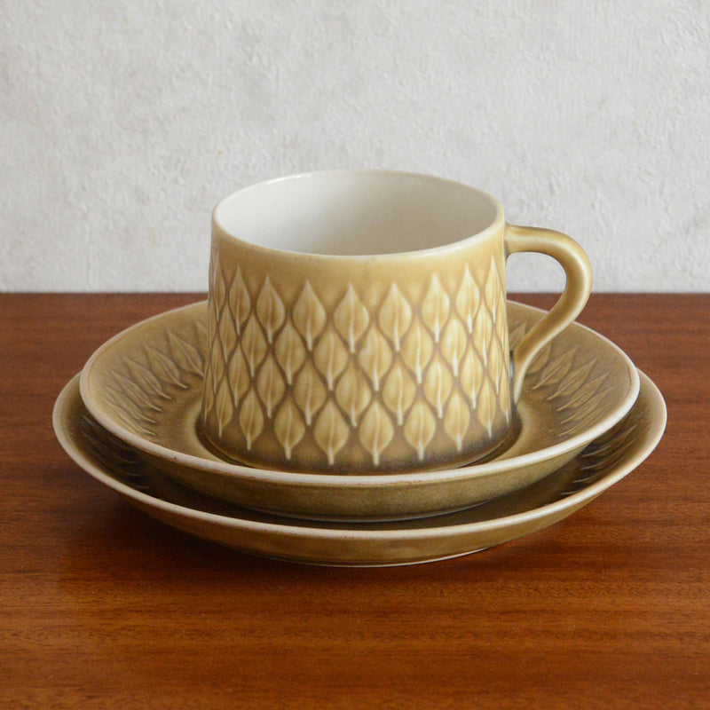 クイストゴー レリーフ カップ＆ソーサー＆ケーキプレート Jens.H.Quistgaard トリオ px-21