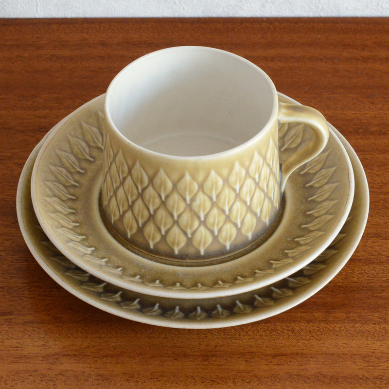 クイストゴー レリーフ カップ＆ソーサー＆ケーキプレート Jens.H.Quistgaard トリオ px-21