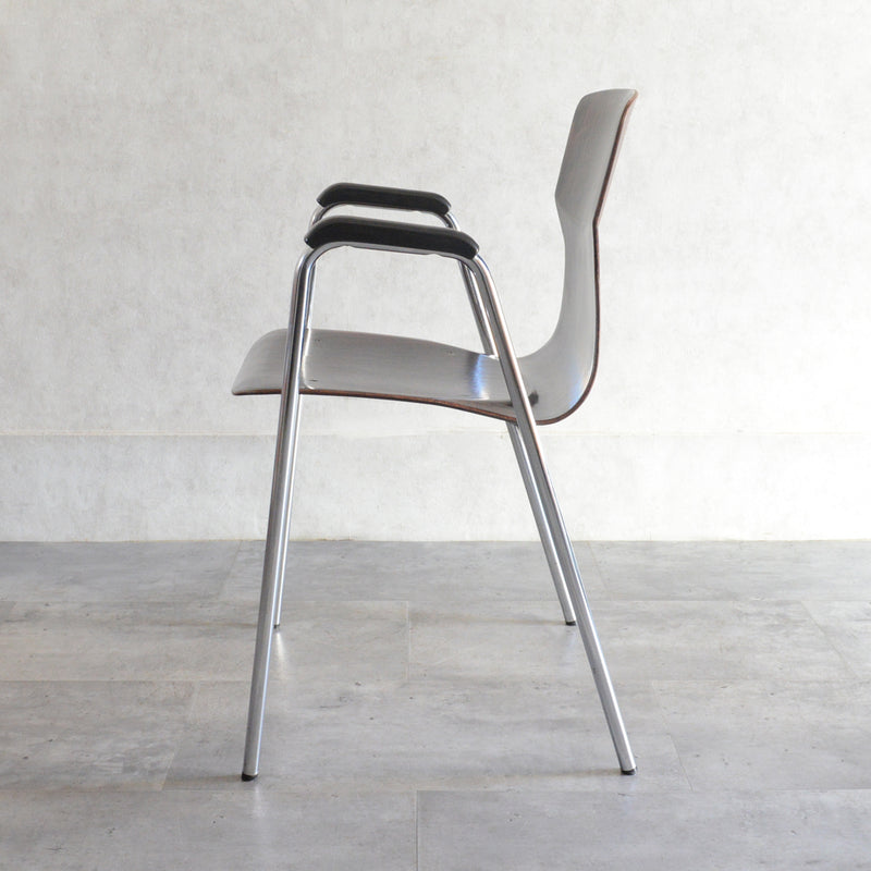 オランダヴィンテージ　eromesエロームス　アームチェア Ｂ