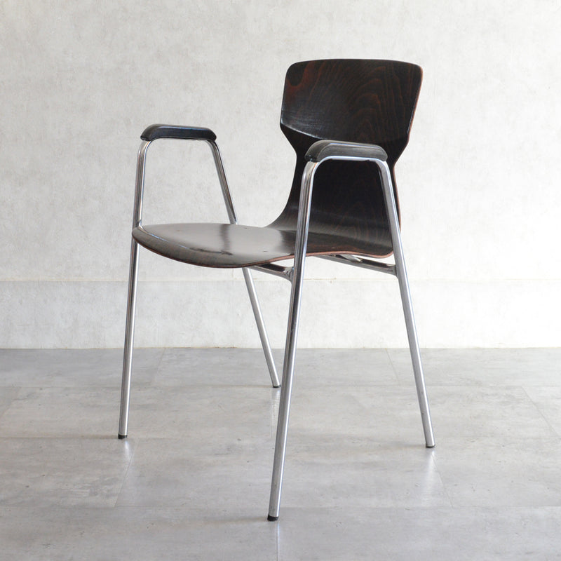 オランダヴィンテージ　eromesエロームス　アームチェア Ｂ