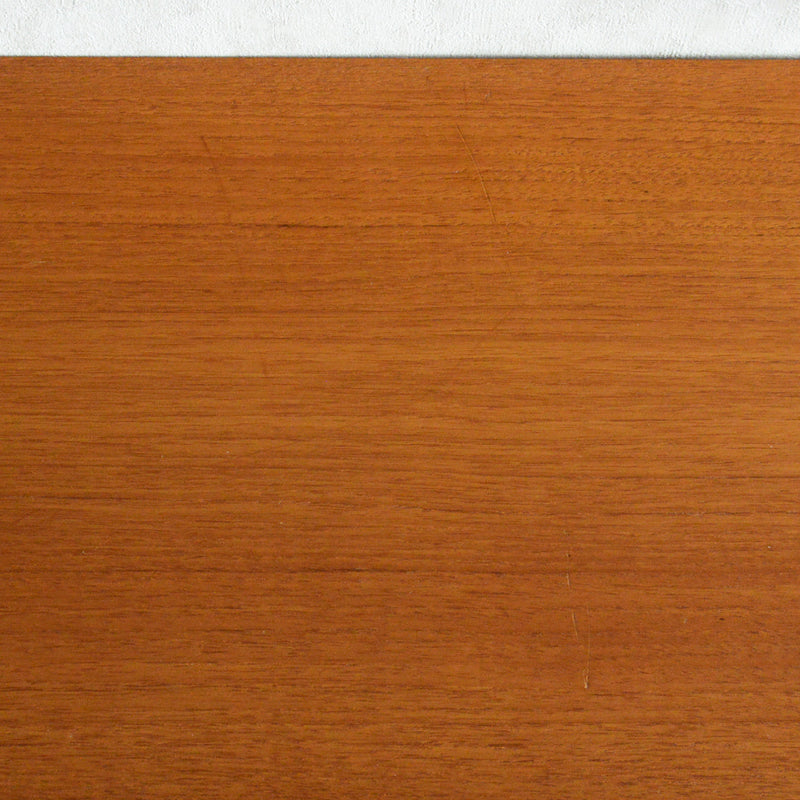 スウェーデンヴィンテージ ＜OLD IKEA ＞ガラスキャビネット5-157(鍵付）