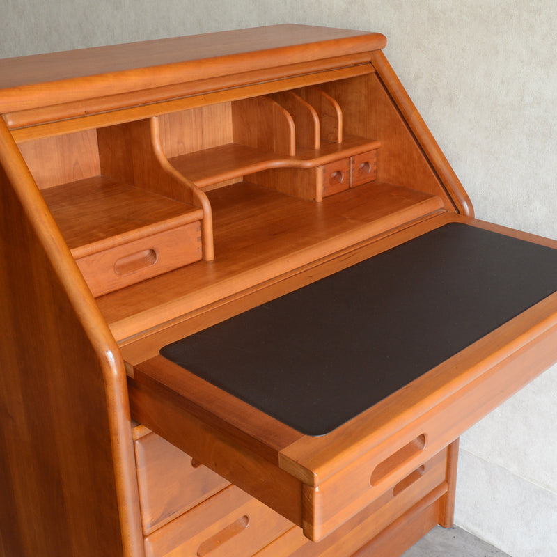 G様見学ご予約商品　デンマーク ヴィンテージ　Dyrlund チーク ビューロー /ドレッサー