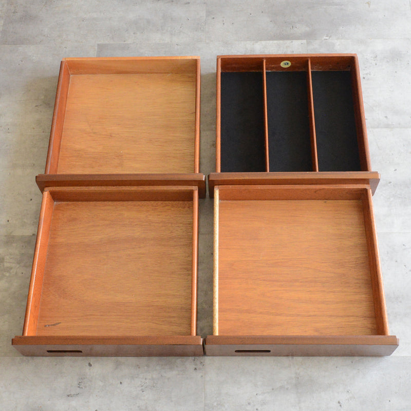 Meredew メレデュー  サイドボード61   (天板剝離再塗装済）