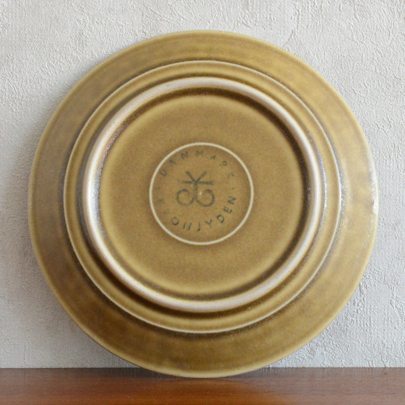 クイストゴー レリーフカップ＆ソーサー＆ケーキプレート Jens.H.Quistgaard トリオ px-23