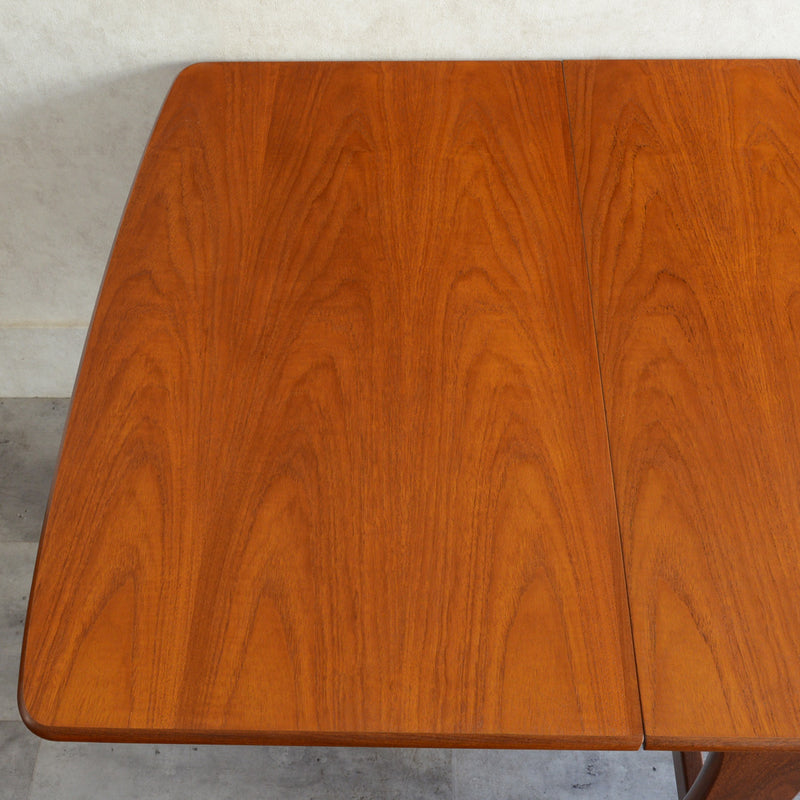 G-PLAN ジープラン ゲートレッグ ダイニングテーブル 26 (天板剝離再塗装済）