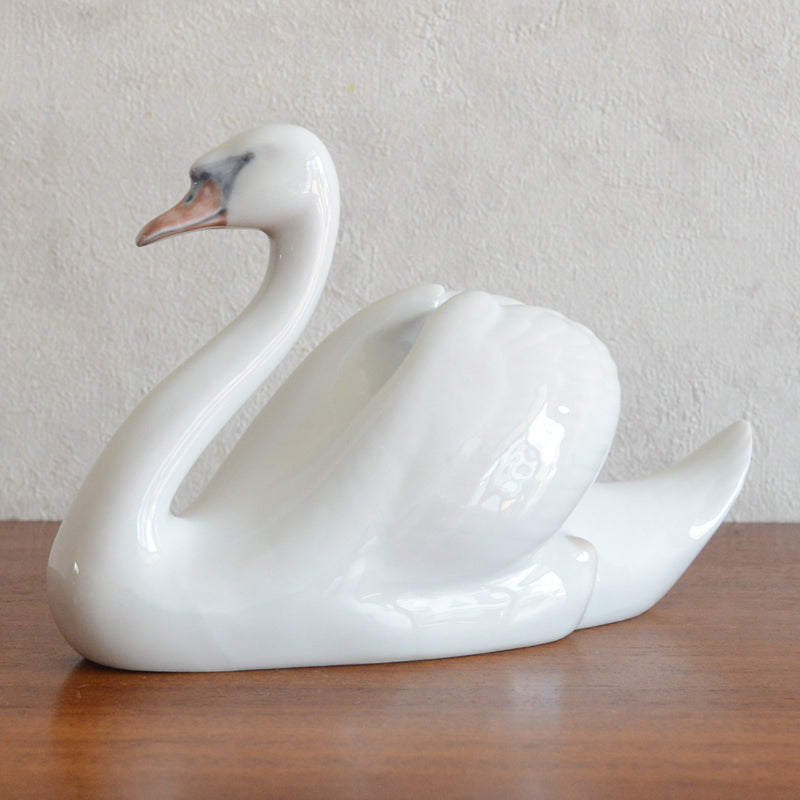Royal Copenhagen　フィギュリン Swan白鳥　 px-26