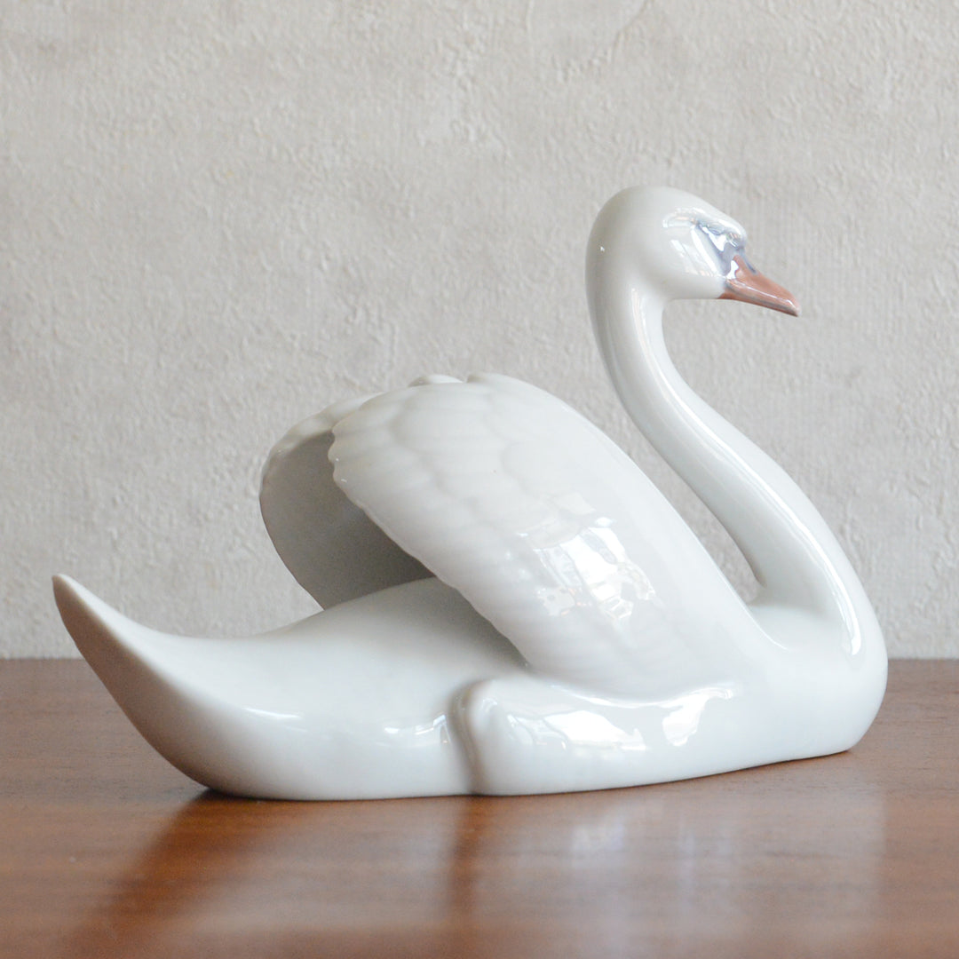 Royal Copenhagen　フィギュリン Swan白鳥　 px-26