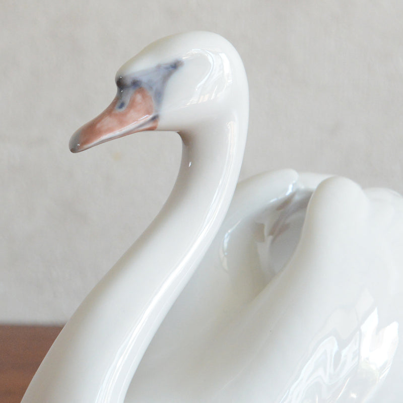 Royal Copenhagen　フィギュリン Swan白鳥　 px-26