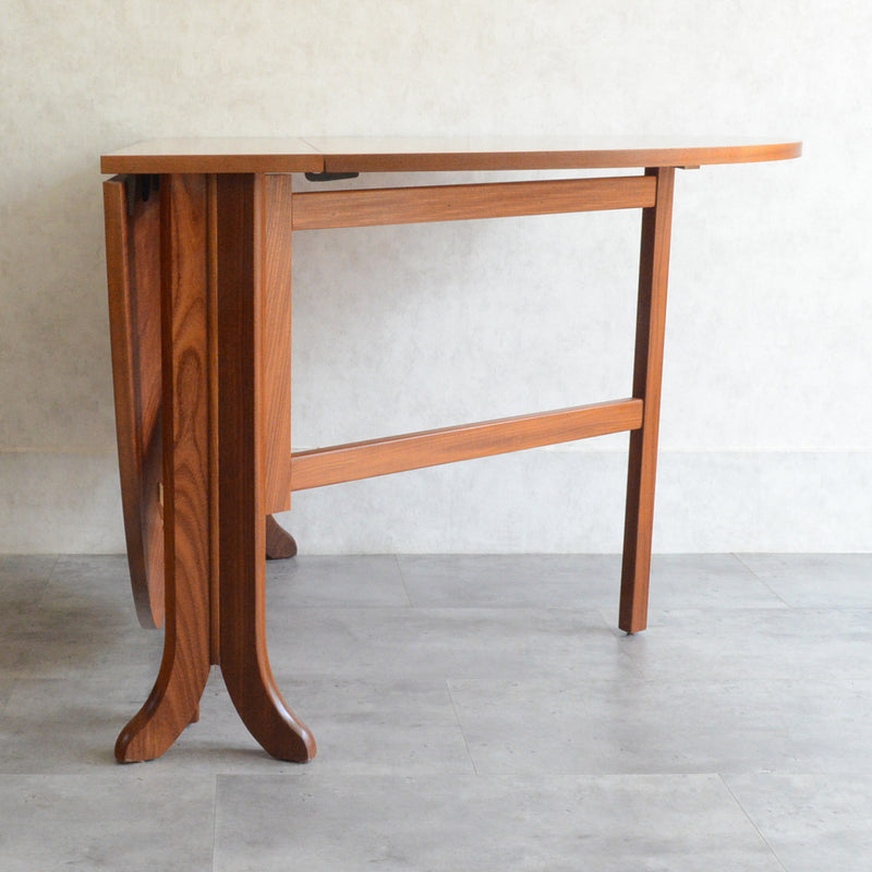 Parker Knoll (Nathan) ゲートレッグ ダイニングテーブル 09 (オーバル/天板剝離再塗装済)