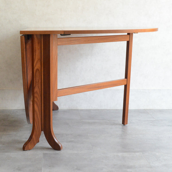 Parker Knoll (Nathan) ゲートレッグ ダイニングテーブル 09 (オーバル/天板剝離再塗装済)