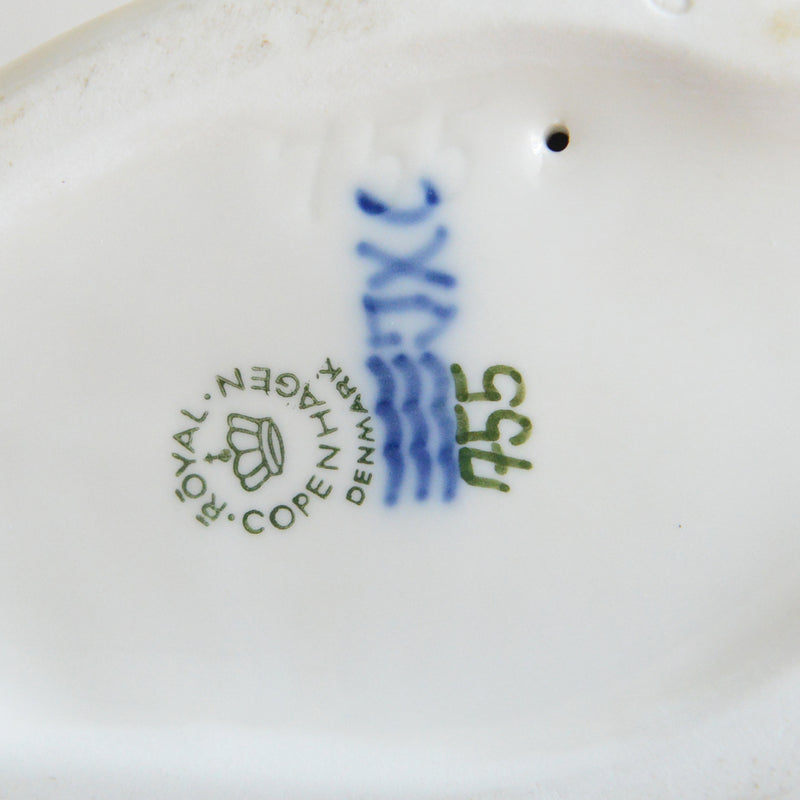 Royal Copenhagen　フィギュリン Swan白鳥　 px-26