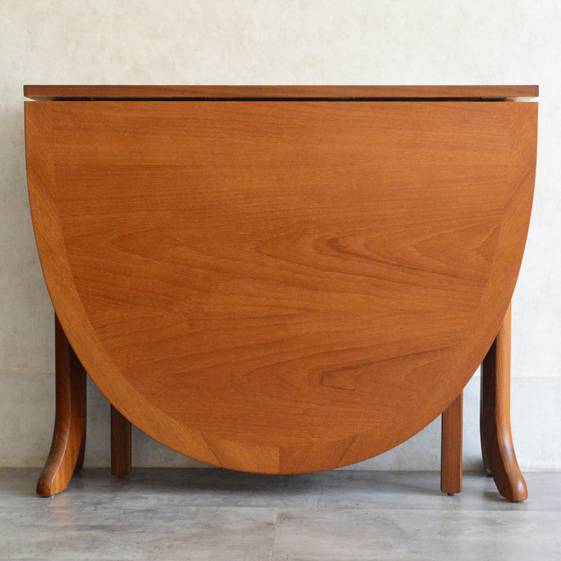 Parker Knoll (Nathan) ゲートレッグ ダイニングテーブル 09 (オーバル/天板剝離再塗装済)