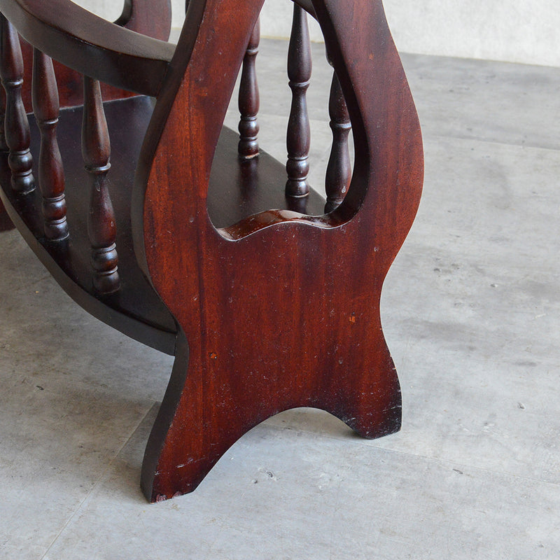 クラシック サイドテーブル (オーバル・マガジンラック付き） 27