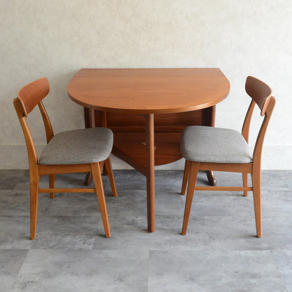 Parker Knoll (Nathan) ゲートレッグ ダイニングテーブル 09 (オーバル/天板剝離再塗装済)