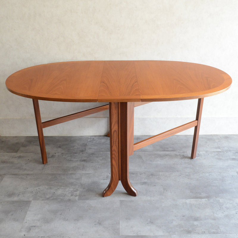 Parker Knoll (Nathan) ゲートレッグ ダイニングテーブル 09 (オーバル/天板剝離再塗装済)