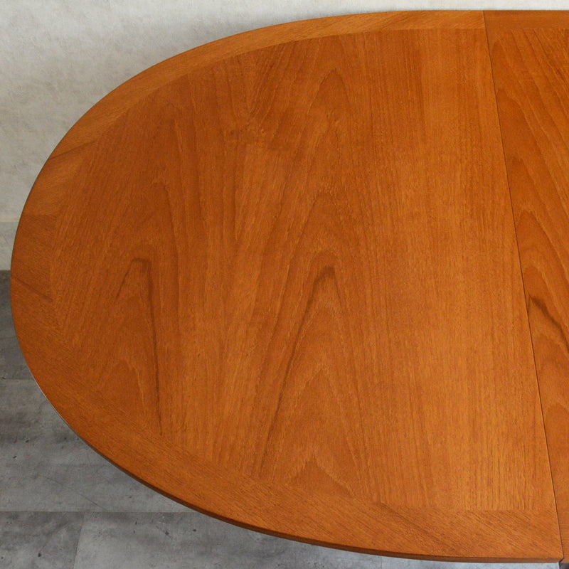 Parker Knoll (Nathan) ゲートレッグ ダイニングテーブル 09 (オーバル/天板剝離再塗装済)