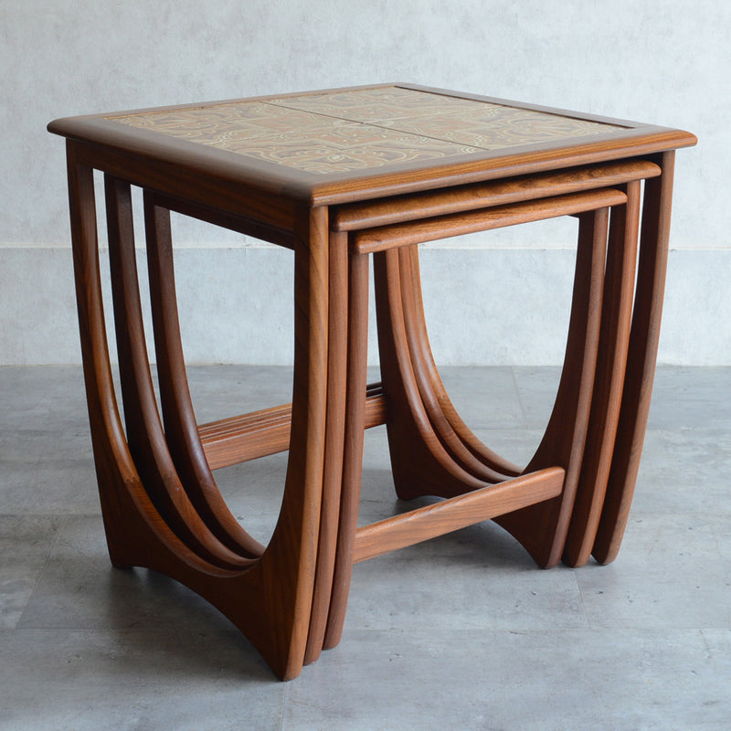 G-PLAN ジープラン タイルトップネストテーブル 07 （天板剝離再塗装済）