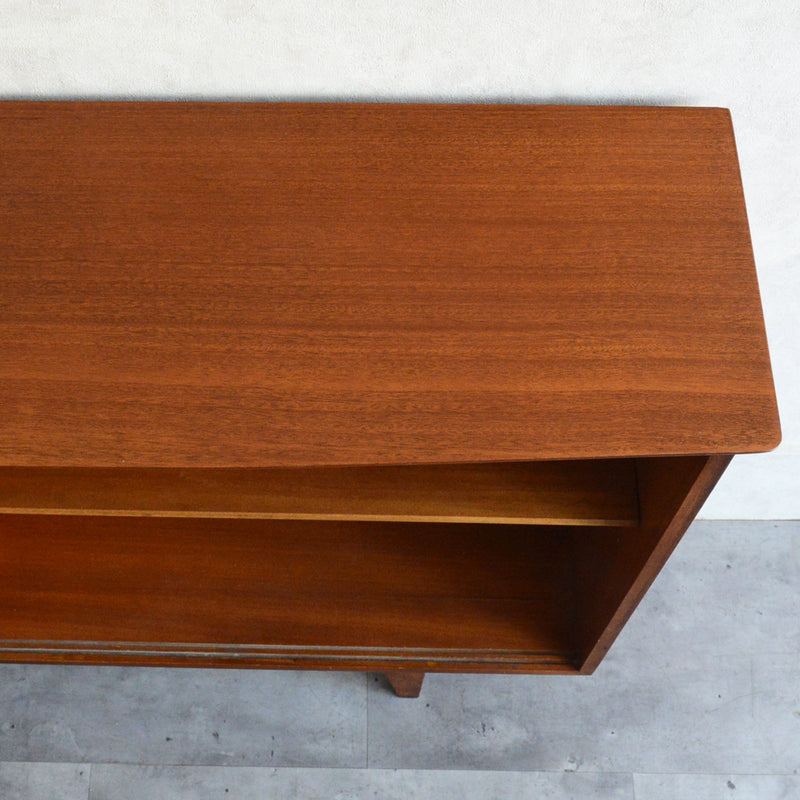 ミッドセンンチュリーヴィンテージ　脚付ガラスキャビネット 104(木扉）