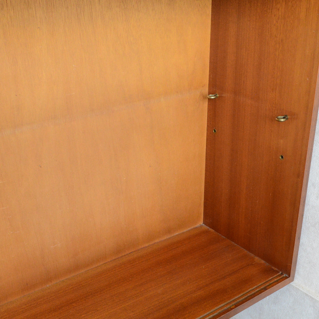 ミッドセンンチュリーヴィンテージ　脚付ガラスキャビネット 104(木扉）