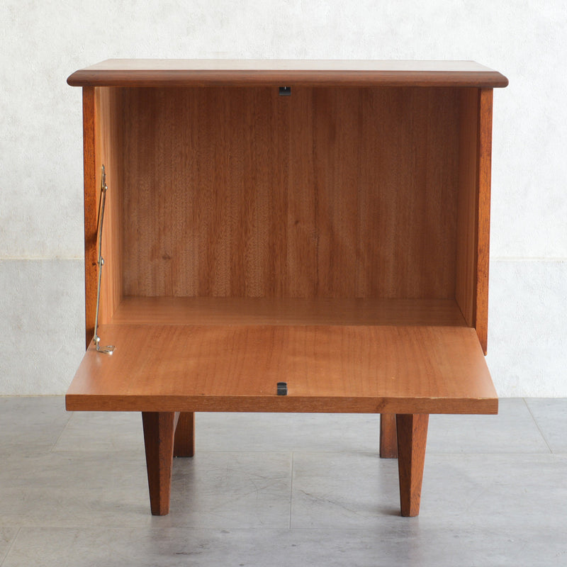 60S サイドキャビネット 01