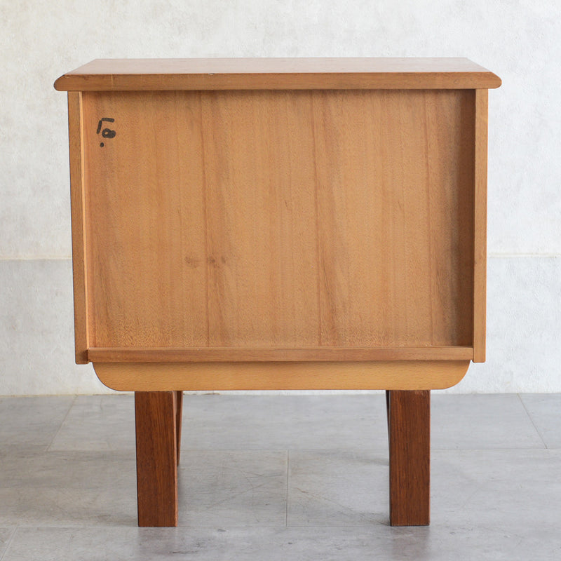 60S サイドキャビネット 01