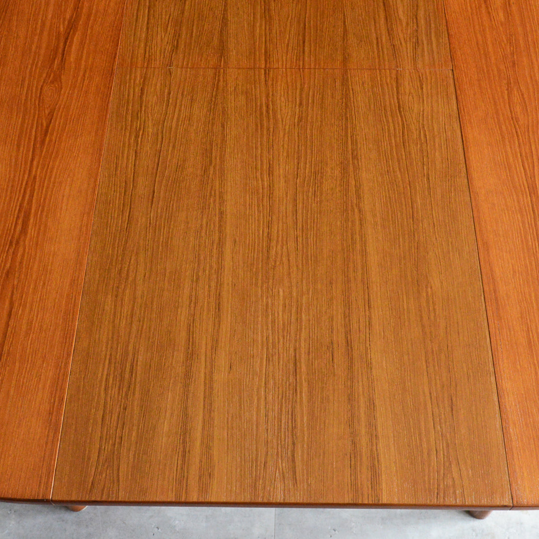 A.H.McINTOSH コンパクト ラウンドダイニングテーブル107(天板剝離再塗装)