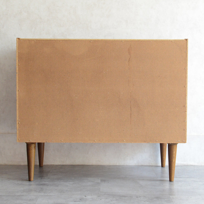 デンマーク ヴィンテージ  チークキャビネット 8-52