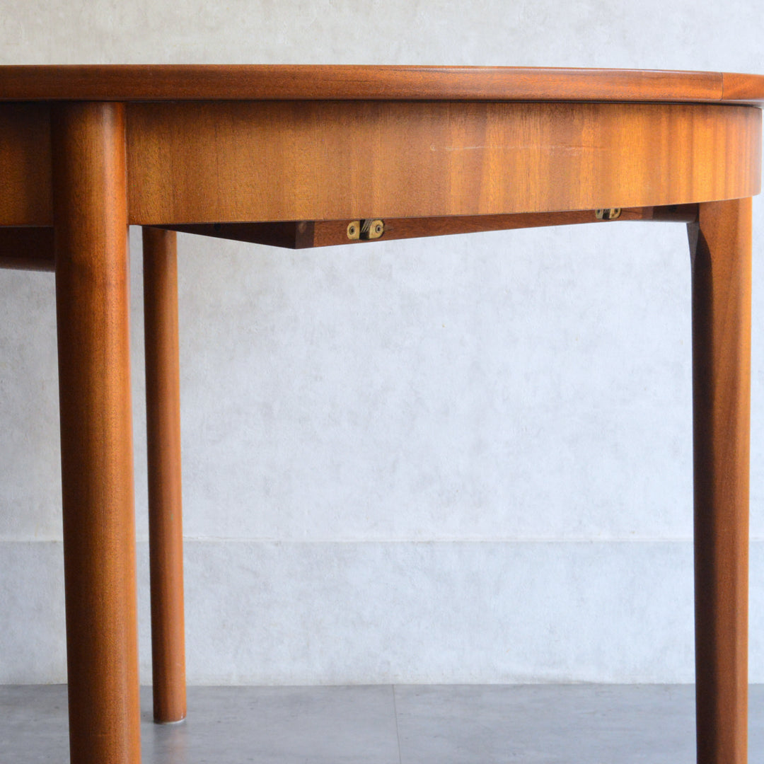 A.H.McINTOSH コンパクト ラウンドダイニングテーブル107(天板剝離再塗装)