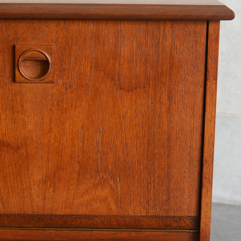 60S サイドキャビネット 01