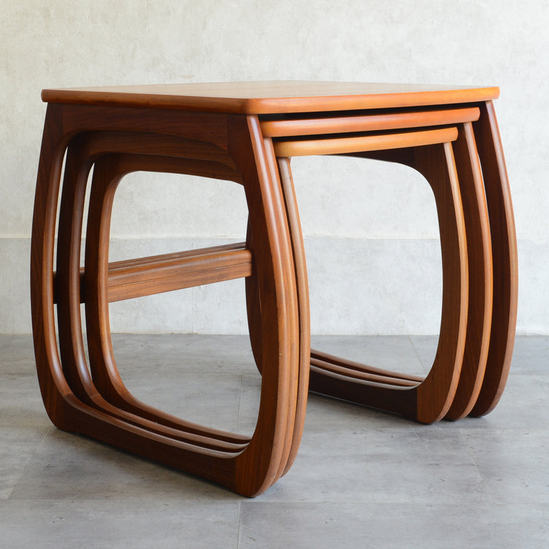 Nathan ネイサン ネストテーブル 03（天板剥離再塗装済）